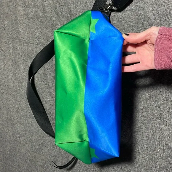 Longchamp star print bag, EUC.  Limited edition! - Picture 4 of 9